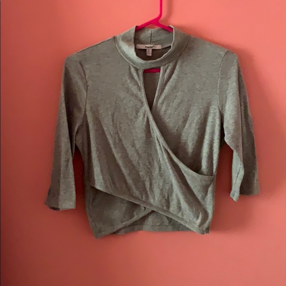 Cross cross crop top